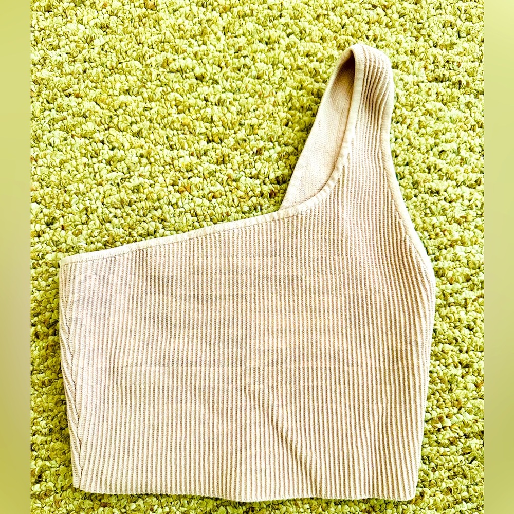 Aritzia Sculpt Knit One-Shoulder Cropped Tank